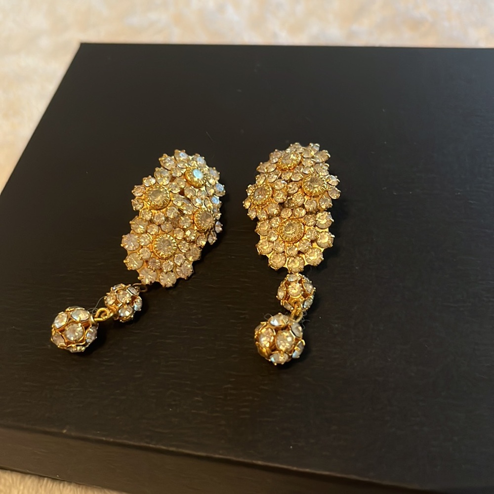 Earrings - Picture 2 of 3